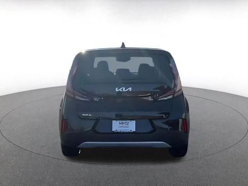 Used 2025 Kia Soul LX w/ LX Technology Package image 10