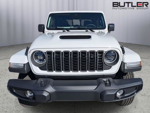 New 2026 Jeep Gladiator Sport AWD/4WD image 9
