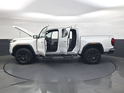 Used 2024 GMC Canyon Elevation w/ Trailering Package AWD/4WD image 35