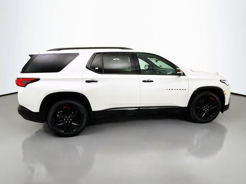 Used 2023 Chevrolet Traverse Premier w/ Redline Edition image 10