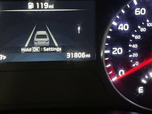 Used 2024 Kia Forte LXS FWD image 13