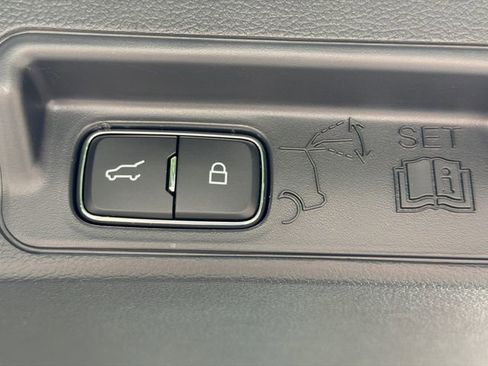 New 2026 Ford Explorer Active w/ Active Comfort Package image 19