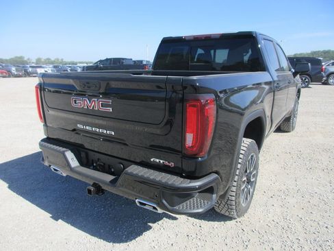 New 2026 GMC Sierra 1500 AT4 image 4