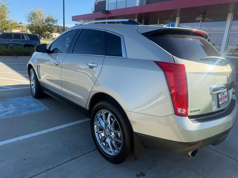 Used 2015 Cadillac SRX Premium image 8