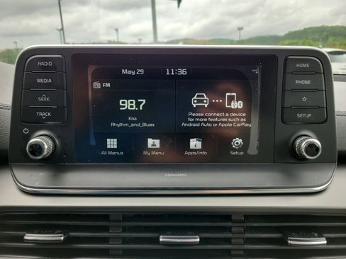 Used 2021 Kia Telluride S FWD image 10