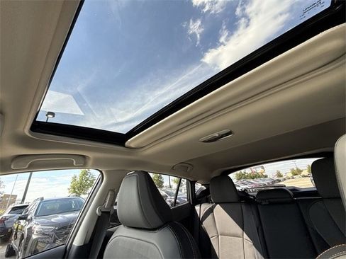 New 2025 Subaru Crosstrek 2.5i Limited w/ Crosstrek Mirror Package image 22