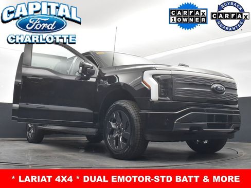 Used 2023 Ford F150 Lightning Lariat image 24