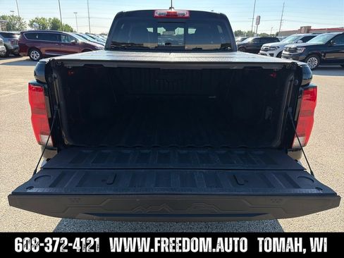 Used 2023 Chevrolet Colorado Z71 w/ Z71 Convenience Package 2 AWD/4WD image 23
