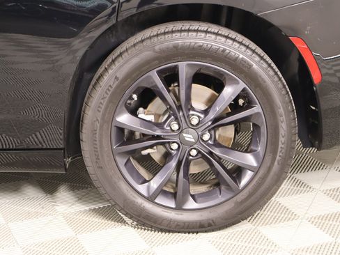 Used 2023 Dodge Charger SXT w/ Blacktop Package AWD/4WD image 18