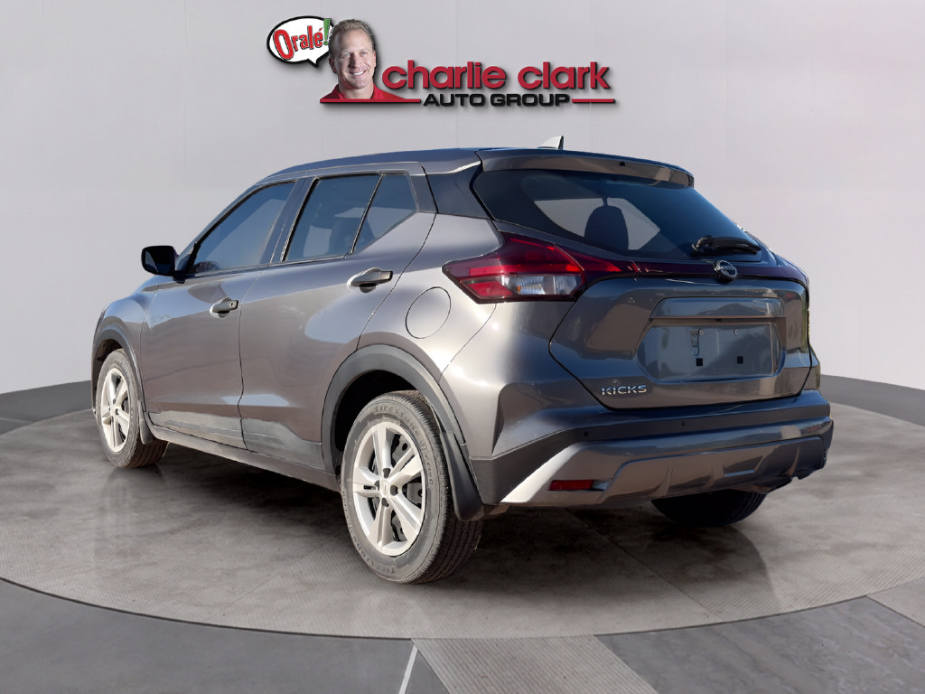 Used 2024 Nissan Kicks S FWD image 3