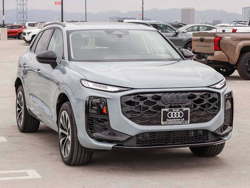 New 2026 Audi Q3 quattro 2.0T AWD/4WD image 3