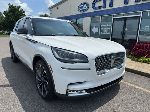 Used 2020 Lincoln Aviator Reserve w/ Equipment Group 201A AWD/4WD image 2