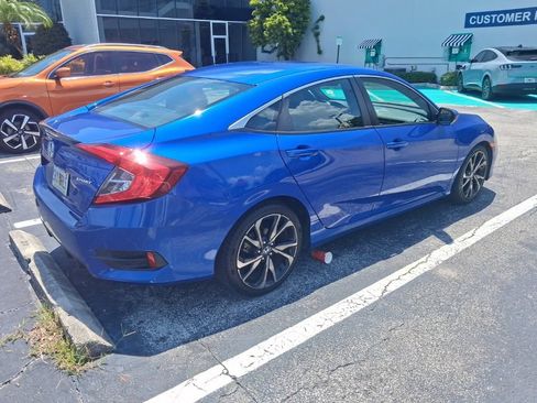 Used 2021 Honda Civic Sport image 3