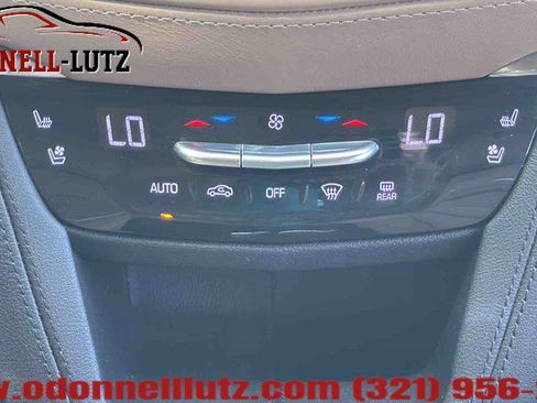Used 2020 Cadillac XT5 Premium Luxury w/ Platinum Package FWD image 27
