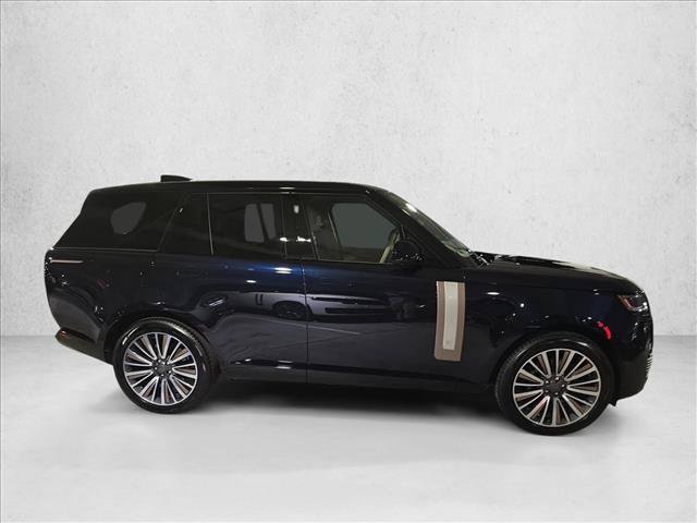 New 2026 Land Rover Range Rover SV AWD/4WD image 4