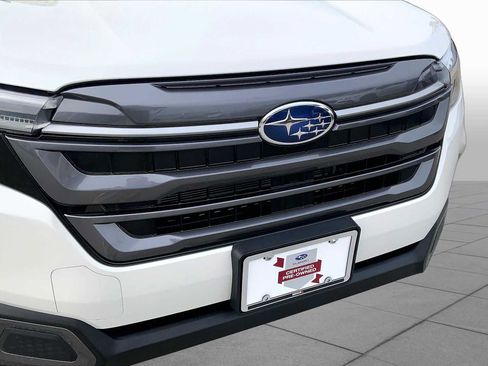 Certified 2025 Subaru Forester Limited AWD/4WD image 32