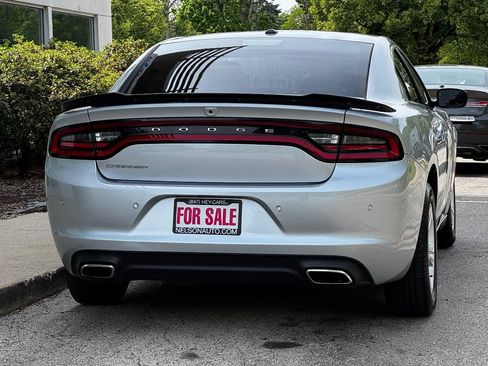 Used 2021 Dodge Charger SXT RWD image 5