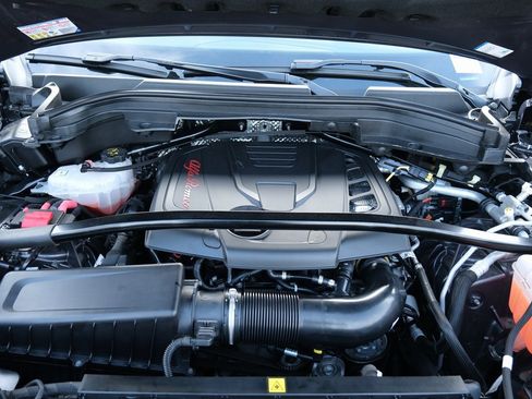 Used 2024 Alfa Romeo Stelvio Veloce image 37