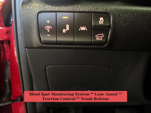 Used 2019 Kia Sportage EX w/ EX Technology Package image 18