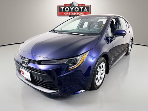 Certified 2026 Toyota Corolla LE image 3