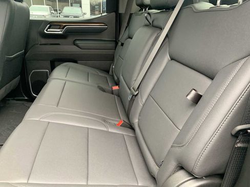 Certified 2025 Chevrolet Silverado 1500 RST image 25