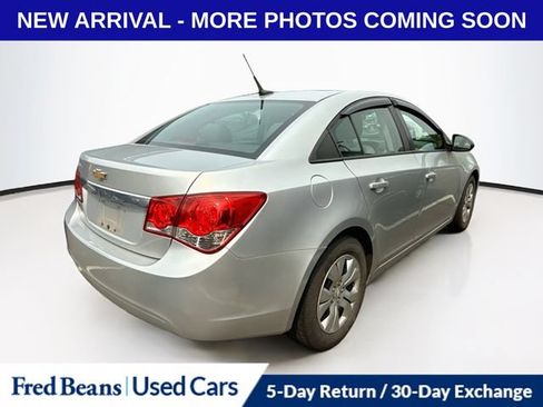 Used 2014 Chevrolet Cruze LS FWD image 11