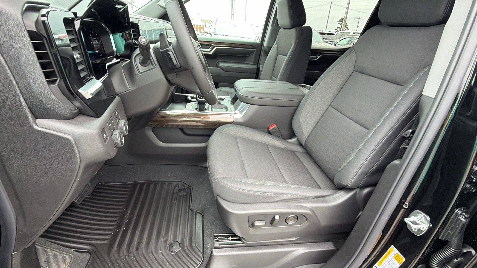 New 2026 Chevrolet Silverado 1500 RST w/ Convenience Package II AWD/4WD image 4