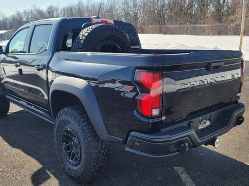 New 2026 Chevrolet Colorado ZR2 w/ ZR2 Bison Edition image 9