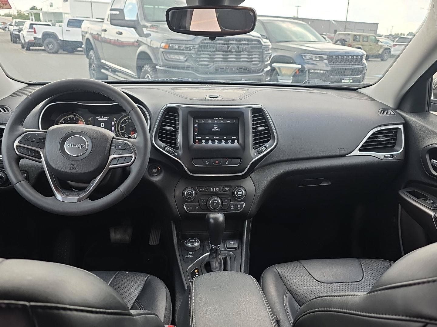 Used 2021 Jeep Cherokee Latitude Lux AWD/4WD image 23