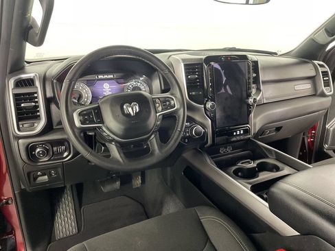 Used 2025 RAM 1500 Big Horn AWD/4WD image 9