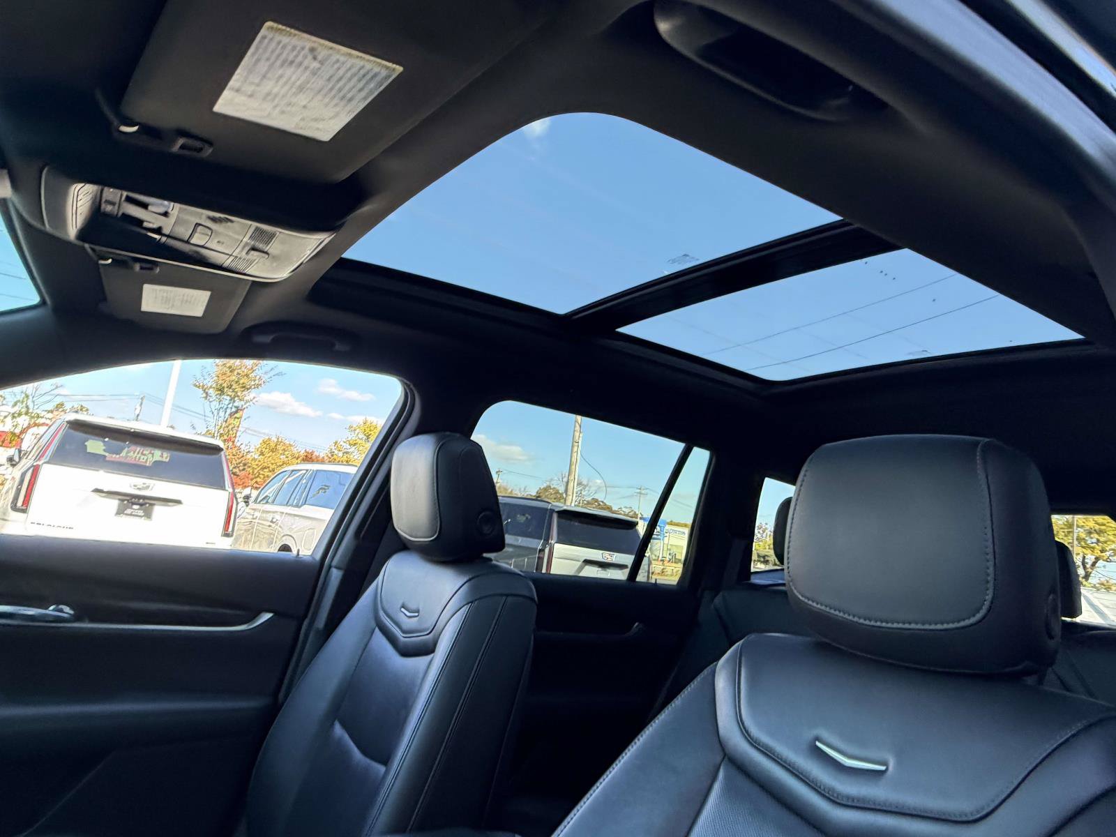 Used 2021 Cadillac XT6 Premium Luxury FWD image 13
