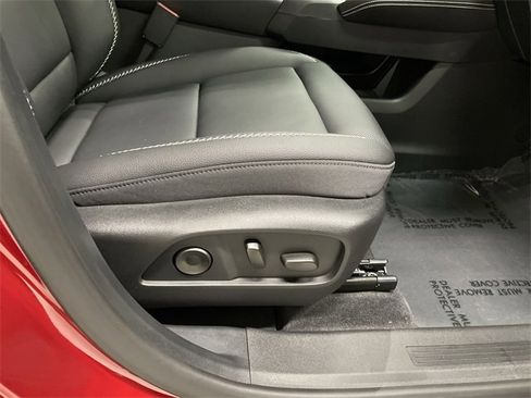New 2026 GMC Terrain Denali w/ LPO, Floor Liner Package image 20