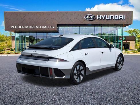 Certified 2024 Hyundai Ioniq 6 SE image 4