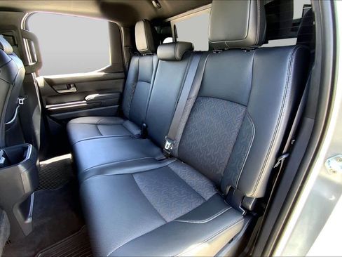 Used 2024 Toyota Tacoma Limited AWD/4WD image 20