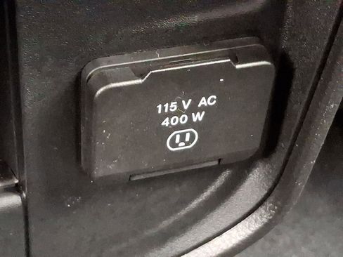 Certified 2024 RAM 2500 Laramie image 27