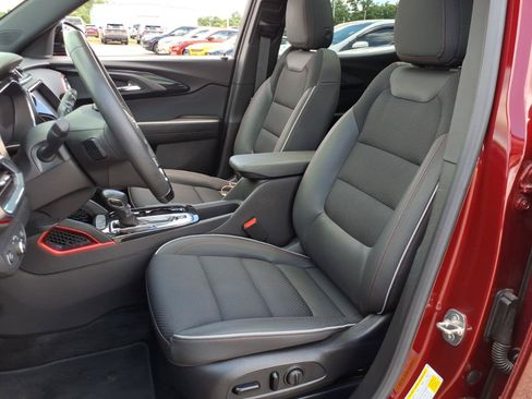 Used 2023 Chevrolet TrailBlazer RS w/ Sun and Liftgate Package AWD/4WD image 8