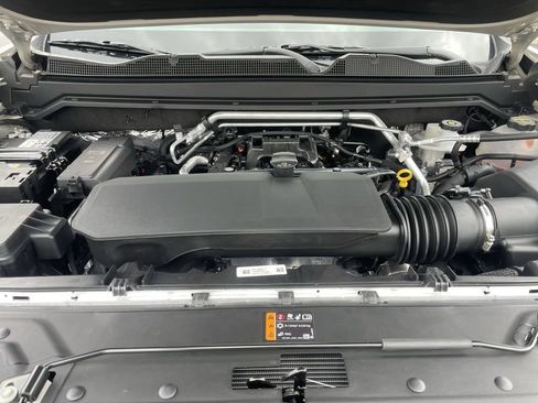 Used 2026 Chevrolet Colorado Trail Boss AWD/4WD image 14