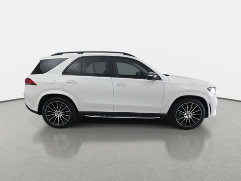 Used 2023 Mercedes-Benz GLE 350 4MATIC w/ AMG Line Exterior image 4