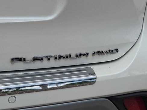Used 2021 Toyota Highlander Platinum AWD/4WD image 32