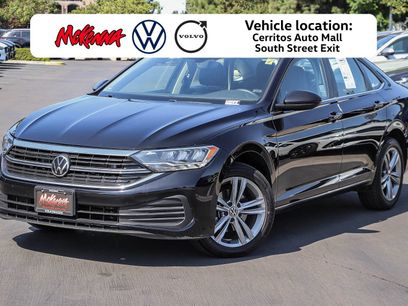 Used 2024 Volkswagen Jetta SE