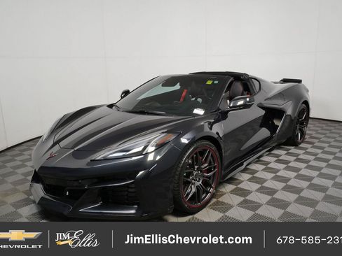 Used 2023 Chevrolet Corvette Z06 RWD image 24