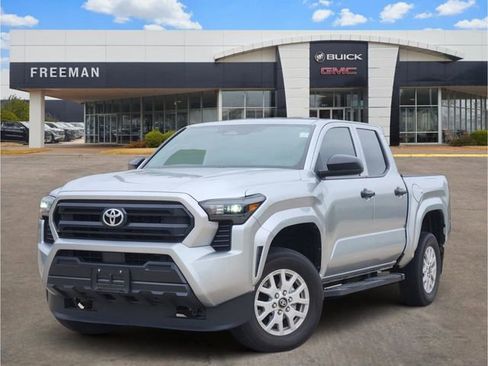 Used 2024 Toyota Tacoma SR RWD image 1