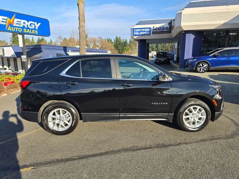 Used 2024 Chevrolet Equinox LT image 2