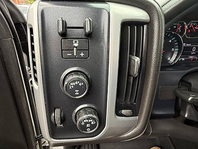 Used 2017 GMC Sierra 1500 SLE AWD/4WD image 21