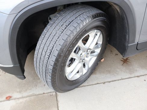 Certified 2021 Chevrolet Traverse LT w/ LPO, Floor Liner Package image 41