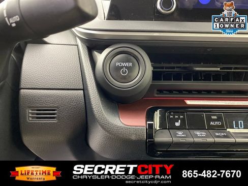 Used 2023 Toyota Prius Prime FWD image 16