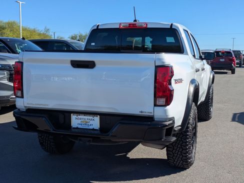 Used 2023 Chevrolet Colorado Trail Boss image 3