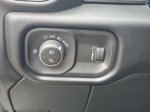 New 2026 RAM 2500 Big Horn AWD/4WD image 18