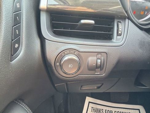 Used 2019 Buick Envision Essence AWD/4WD image 23