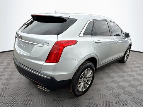 Used 2018 Cadillac XT5 Luxury w/ Driver Awareness Package FWD image 6